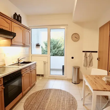 Boho Apartment: Netflix + Balcony + Bathtub Essen Extérieur photo