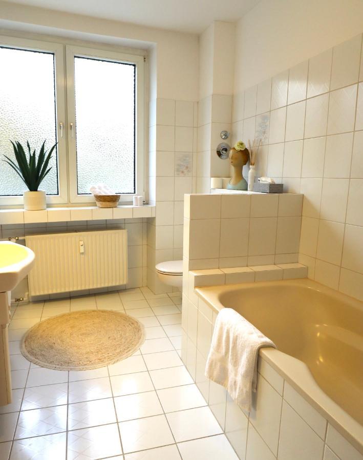 Boho Apartment: Netflix + Balcony + Bathtub Essen